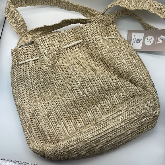NWT Most Wanted Straw Drawstring Crossbody Bucket Bag - Picture 4 of 7